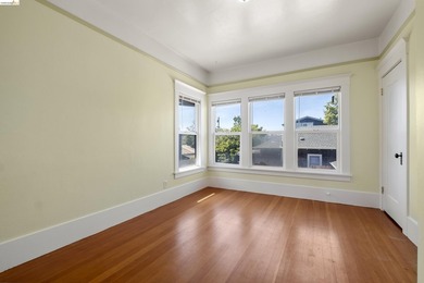 This beautifully preserved 1910 duplex blends timeless character - photo 23