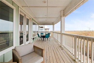 Gorgeous home provides the perfect coastal retreat as an - photo 25