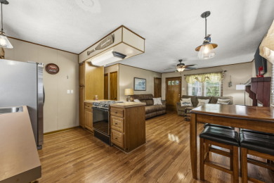 Cozy Waterfront Retreat With U-shaped End Dock - photo 26