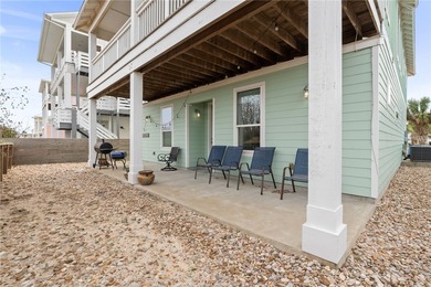 Gorgeous home provides the perfect coastal retreat as an - photo 27