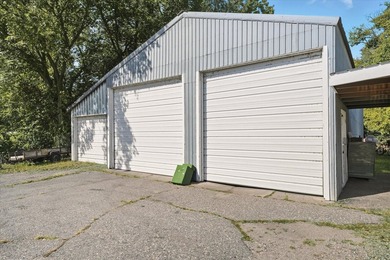 Want a setting with an ideal location close to town and near - photo 27