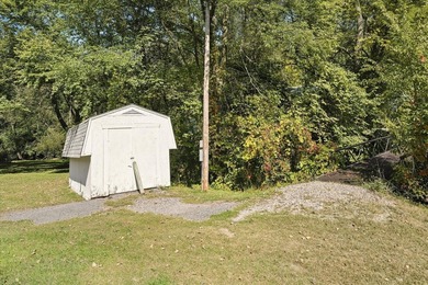 Want a setting with an ideal location close to town and near - photo 31