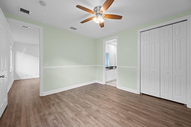 Welcome to this spacious and beautifully designed 5 bedroom 3.5 - photo 33