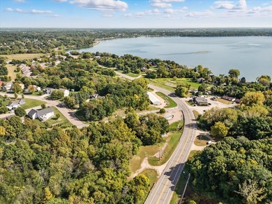 Want a setting with an ideal location close to town and near - photo 43