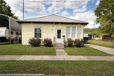 Kanawha River Home Sale Pending in South Charleston West Virginia