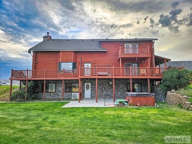 Welcome to your own slice of Idaho hobby-farm heaven in the - photo 5