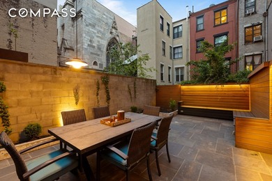 Restored Limestone Townhouse in the Heart of Hamilton Heights - photo 12