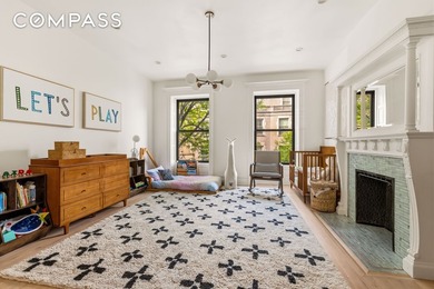 Restored Limestone Townhouse in the Heart of Hamilton Heights - photo 17