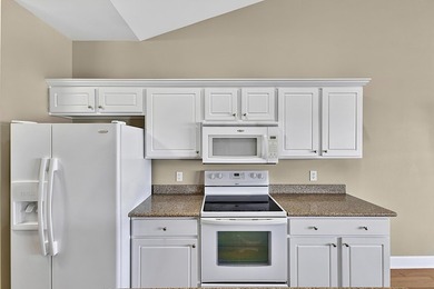 ***OPEN HOUSE Sunday July 26th 1-4pm*** Come take a look at this - photo 19