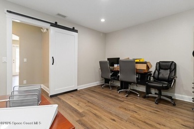 Fully renovated 4,357 SF mixed-use commercial property on 0.61 - photo 23