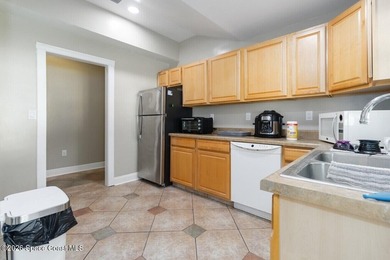 Fully renovated 4,357 SF mixed-use commercial property on 0.61 - photo 40