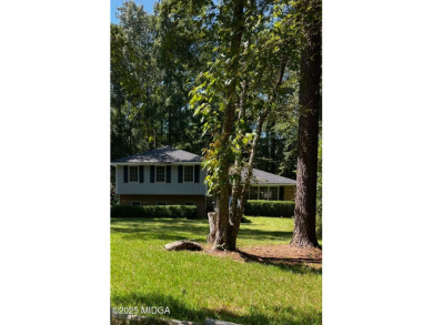 Lake Home For Sale in Macon, Georgia
