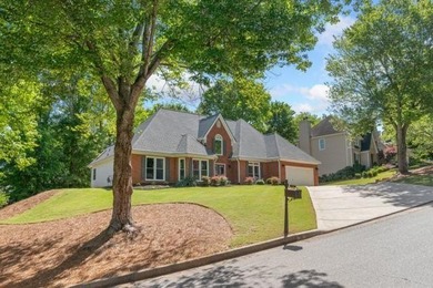 Welcome to 1905 Broadwell Oaks Drive - a bright, meticulously - photo 2