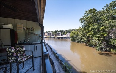 Experience effortless lake living in this turnkey 1-bedroom - photo 15