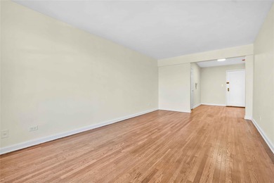 **Charming Newly Renovated 1-Bedroom Coop Near Lefferts Garden**