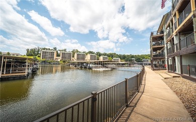 Experience effortless lake living in this turnkey 1-bedroom - photo 20