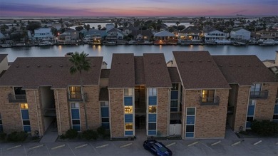 Fully renovated first-floor waterfront condo offering 1 bedroom - photo 23
