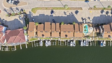Fully renovated first-floor waterfront condo offering 1 bedroom - photo 25