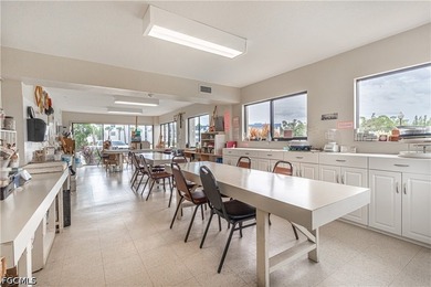 Nicely Updated 2 bedroom, 2 Bathroom Condo. Newer Kitchen - photo 25