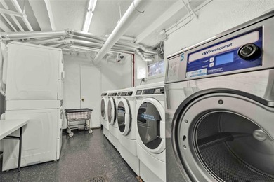 **Charming Newly Renovated 1-Bedroom Coop Near Lefferts Garden**