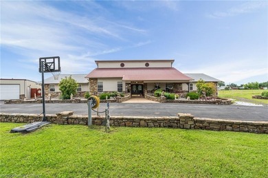 Kerr Reservoir Home For Sale in Sallisaw Oklahoma