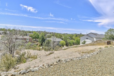 A RARE opportunity to own a single-level spacious property with - photo 8
