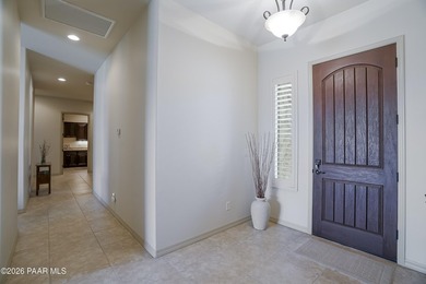 A RARE opportunity to own a single-level spacious property with - photo 9