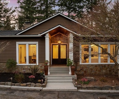 Open Tuesday 3/10 11-2: Main level living, with level entrance