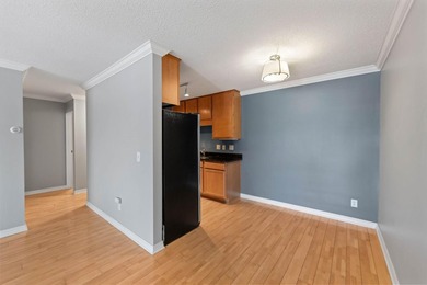 Nestled next to Market Plaza and steps from Bde Maka Ska, 1BR - photo 11