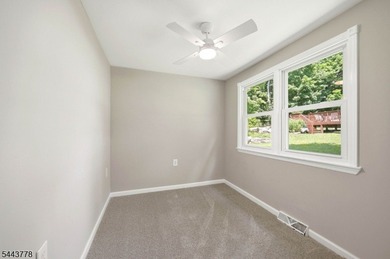 Welcome To This Charming 2 Bedroom Home In Upper Greenwood Lake! - photo 12