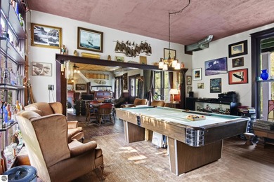 Step back in time with this extraordinary turn-of-the-century - photo 12