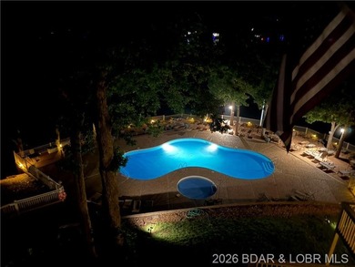 Lake of the Ozarks Living at Its Finest. Breathtaking lake views - photo 17