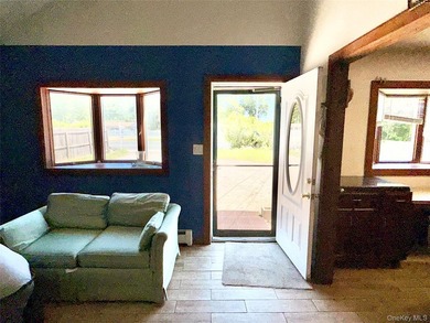 Welcome to this charming starter home offering the perfect blend - photo 25