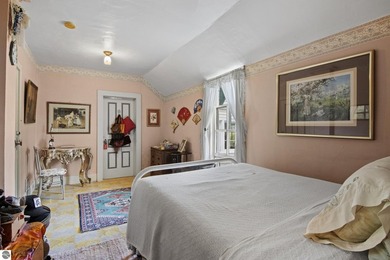 Step back in time with this extraordinary turn-of-the-century - photo 25