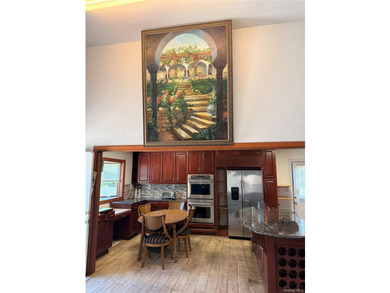 Welcome to this charming starter home offering the perfect blend - photo 31