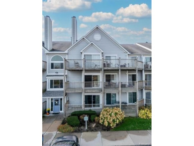 Lake Saint Clair Condo For Sale in Harrison Township Michigan