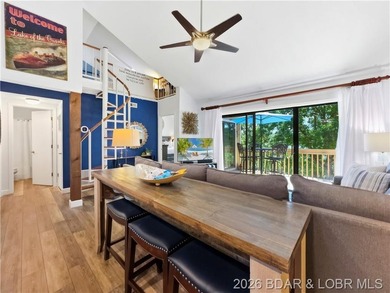 Lake of the Ozarks Living at Its Finest. Breathtaking lake views - photo 38