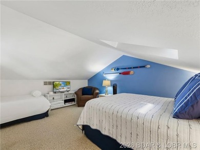 Lake of the Ozarks Living at Its Finest. Breathtaking lake views - photo 44