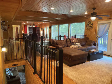 Unique Lakehouse & Creek-Front Retreat - photo 26