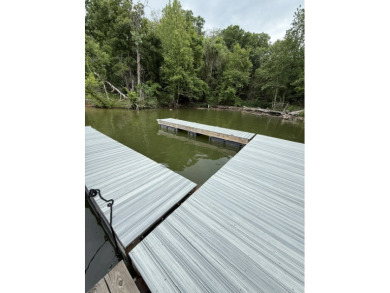 Cozy Waterfront Retreat With U-shaped End Dock - photo 34
