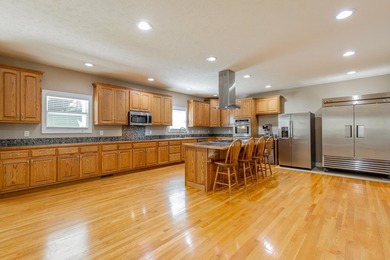 Welcome to this custom built 2006 home at 98 Etowah Ridge in - photo 25