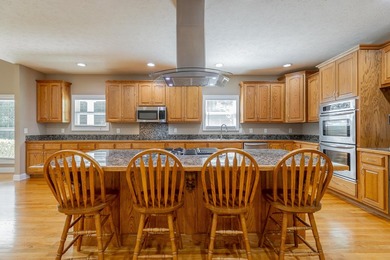 Welcome to this custom built 2006 home at 98 Etowah Ridge in - photo 28