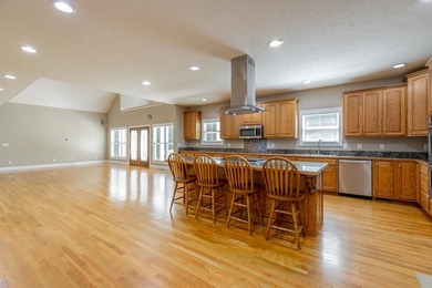 Welcome to this custom built 2006 home at 98 Etowah Ridge in - photo 29