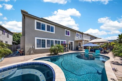 Welcome to this stunning turnkey home in the highly sought-after - photo 33