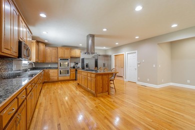 Welcome to this custom built 2006 home at 98 Etowah Ridge in - photo 38