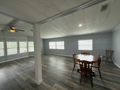 This move-in ready 2 bed, 2 bath home in the 55+ Fairways - photo 3