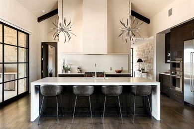 Luxury ranch estate on 50 acres inside the gated 9,000 acre - photo 10