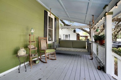 BACK ON THE MARKET - NO FAULT OF SELLER. This stunning East Hill - photo 4
