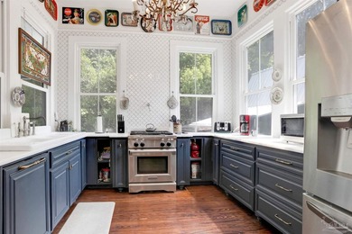 BACK ON THE MARKET - NO FAULT OF SELLER. This stunning East Hill - photo 10