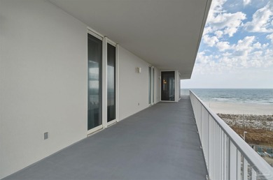 Beach House Level Views From This 3,383 Sq Ft Condo At The - photo 13